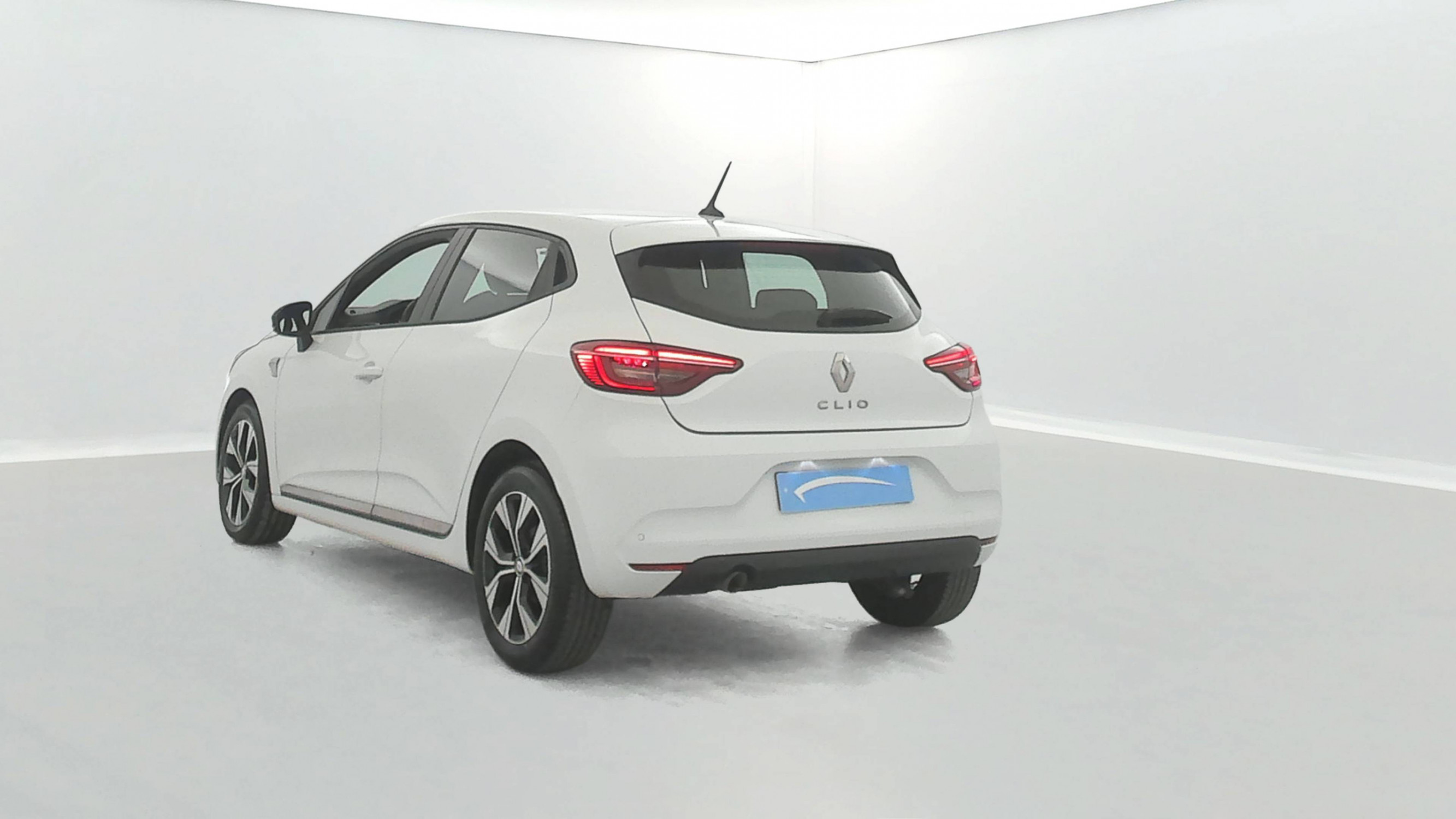Vente en ligne Renault Clio 5 Clio TCe 90 - 21N au prix de 14 490 €