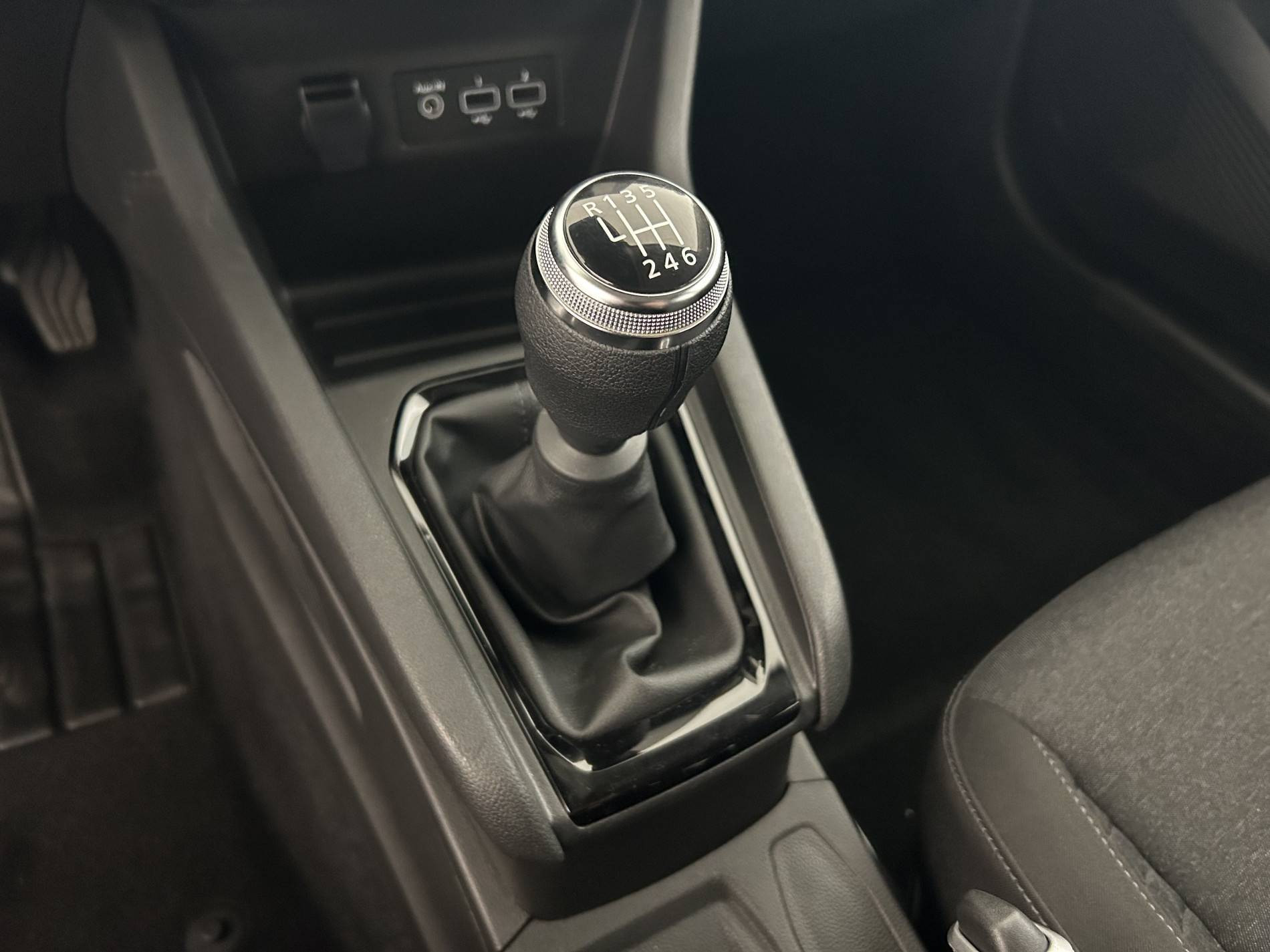 Vente en ligne Renault Clio 5 Clio TCe 90 au prix de 14 290 €