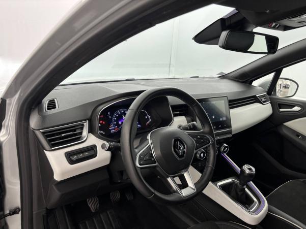 Vente en ligne Renault Clio 5 Clio TCe 90 - 21 au prix de 15 490 €