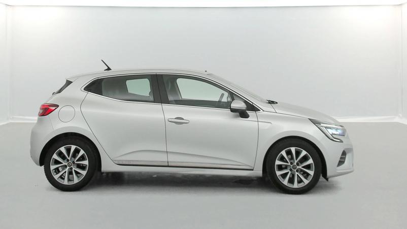 Vente en ligne Renault Clio 5 Clio TCe 90 - 21 au prix de 15 490 €