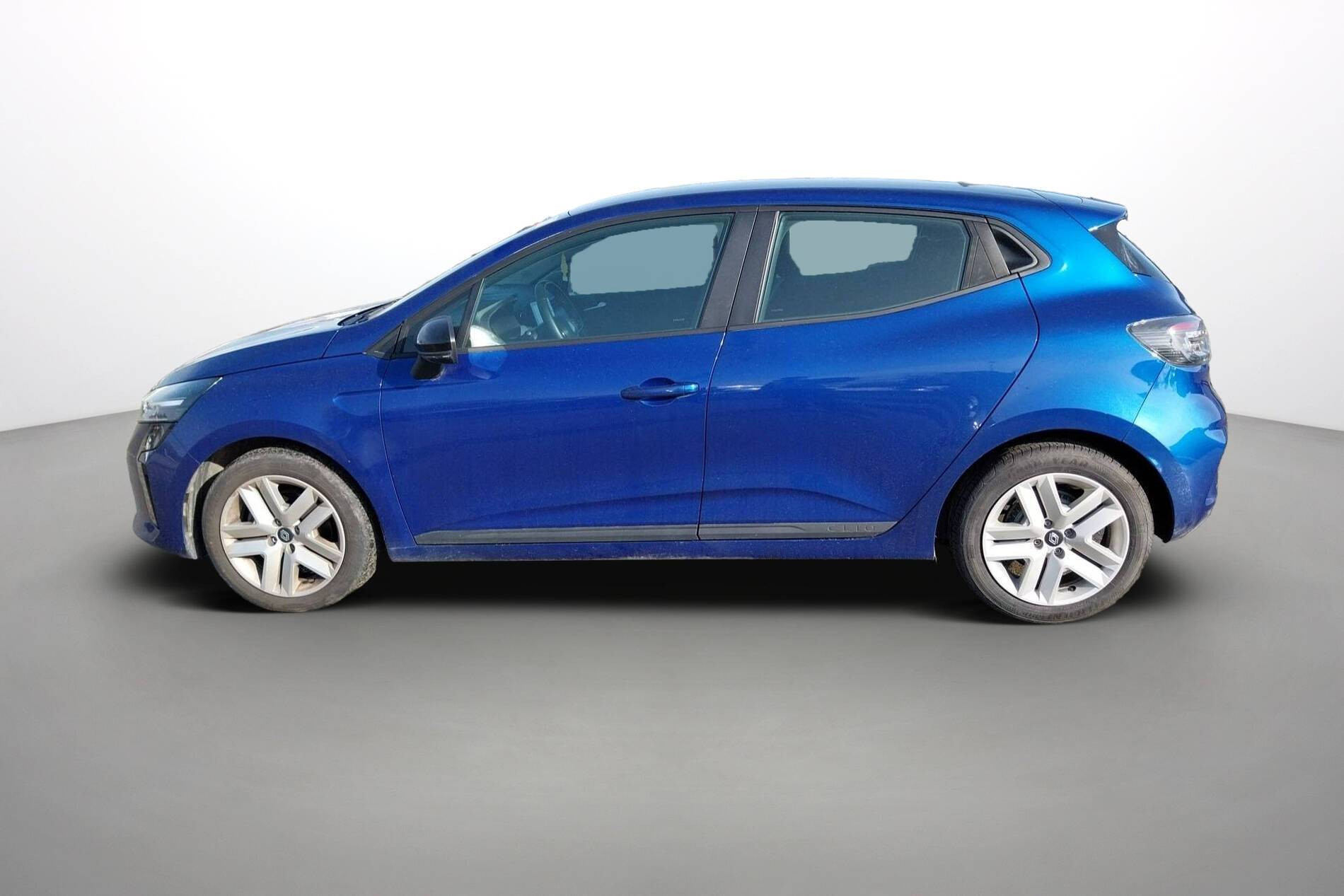 Vente en ligne Renault Clio 5 Clio dCi 100 au prix de 16 990 €