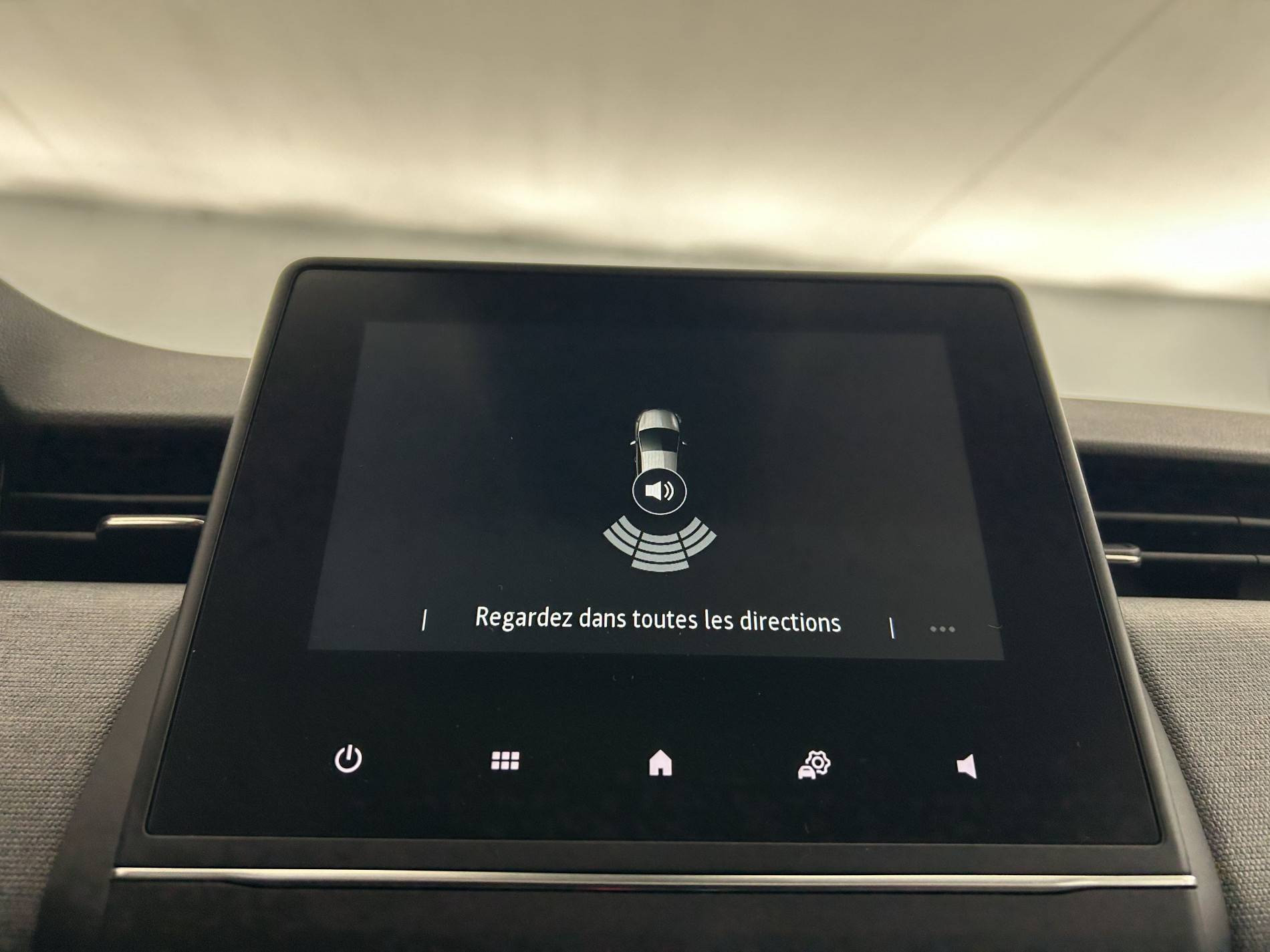 Vente en ligne Renault Clio 5 Clio E-Tech full hybrid 145 ch GSR2 au prix de 20 890 €