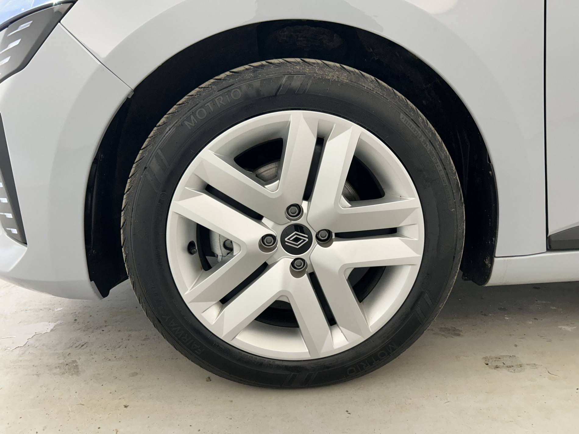 Vente en ligne Renault Clio 5 Clio E-Tech full hybrid 145 ch GSR2 au prix de 20 890 €