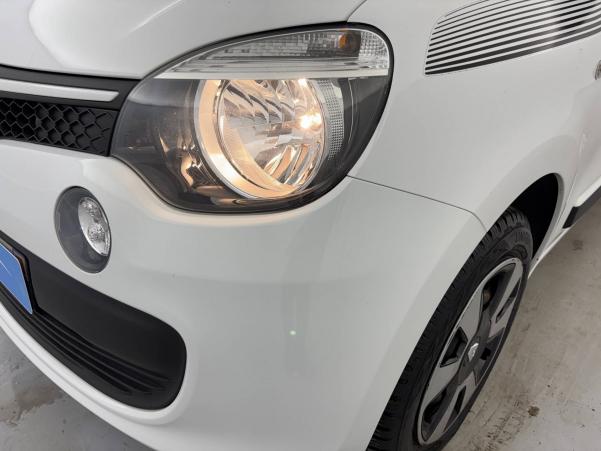 Vente en ligne Renault Twingo 3  1.0 SCe 70 Stop & Start E6C au prix de 8 990 €