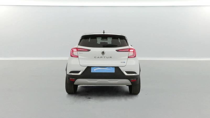 Vente en ligne Renault Captur  E-Tech 145 - 21 au prix de 21 990 €