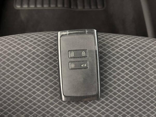 Vente en ligne Renault Arkana  mild hybrid 140 EDC FAP - 22 au prix de 20 990 €