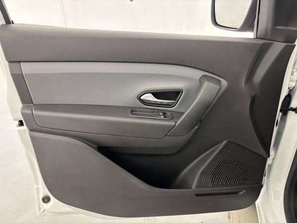 Vente en ligne Renault Express Van  BLUE DCI 95 au prix de 12 990 €