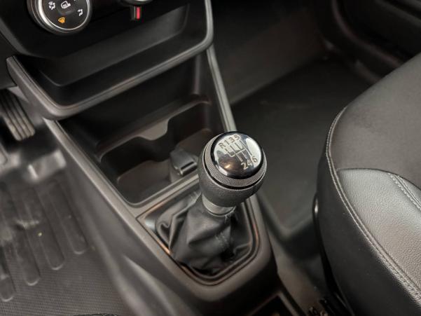 Vente en ligne Renault Express Van  BLUE DCI 95 au prix de 12 990 €