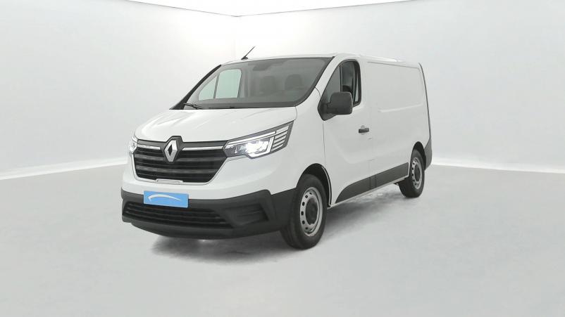 Vente en ligne Renault Trafic 3 Fourgon TRAFIC FGN L1H1 3000 KG BLUE DCI 130 au prix de 23 990 €