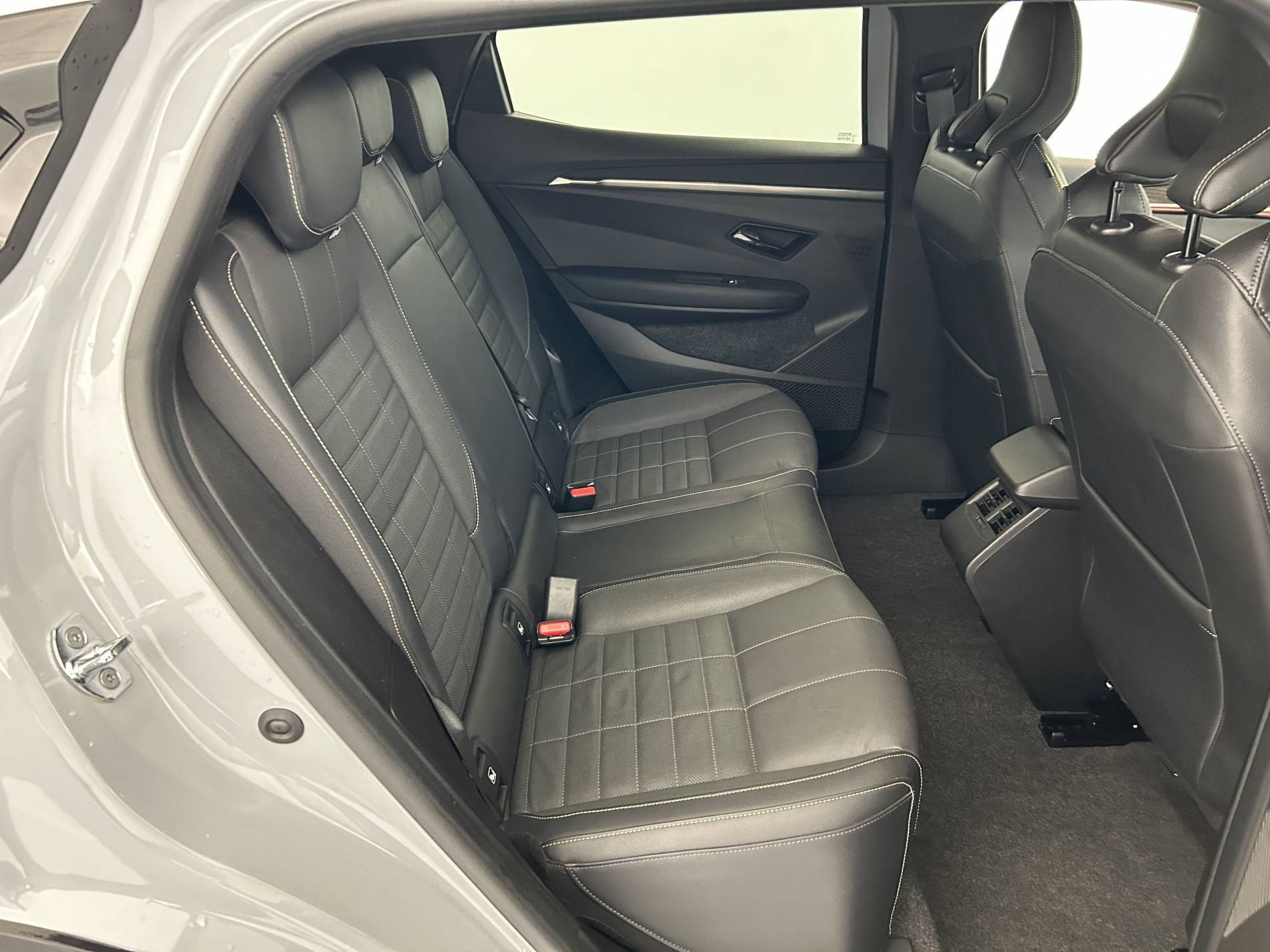 Vente en ligne Renault Megane E-Tech  EV60 220 ch super charge au prix de 22 590 €