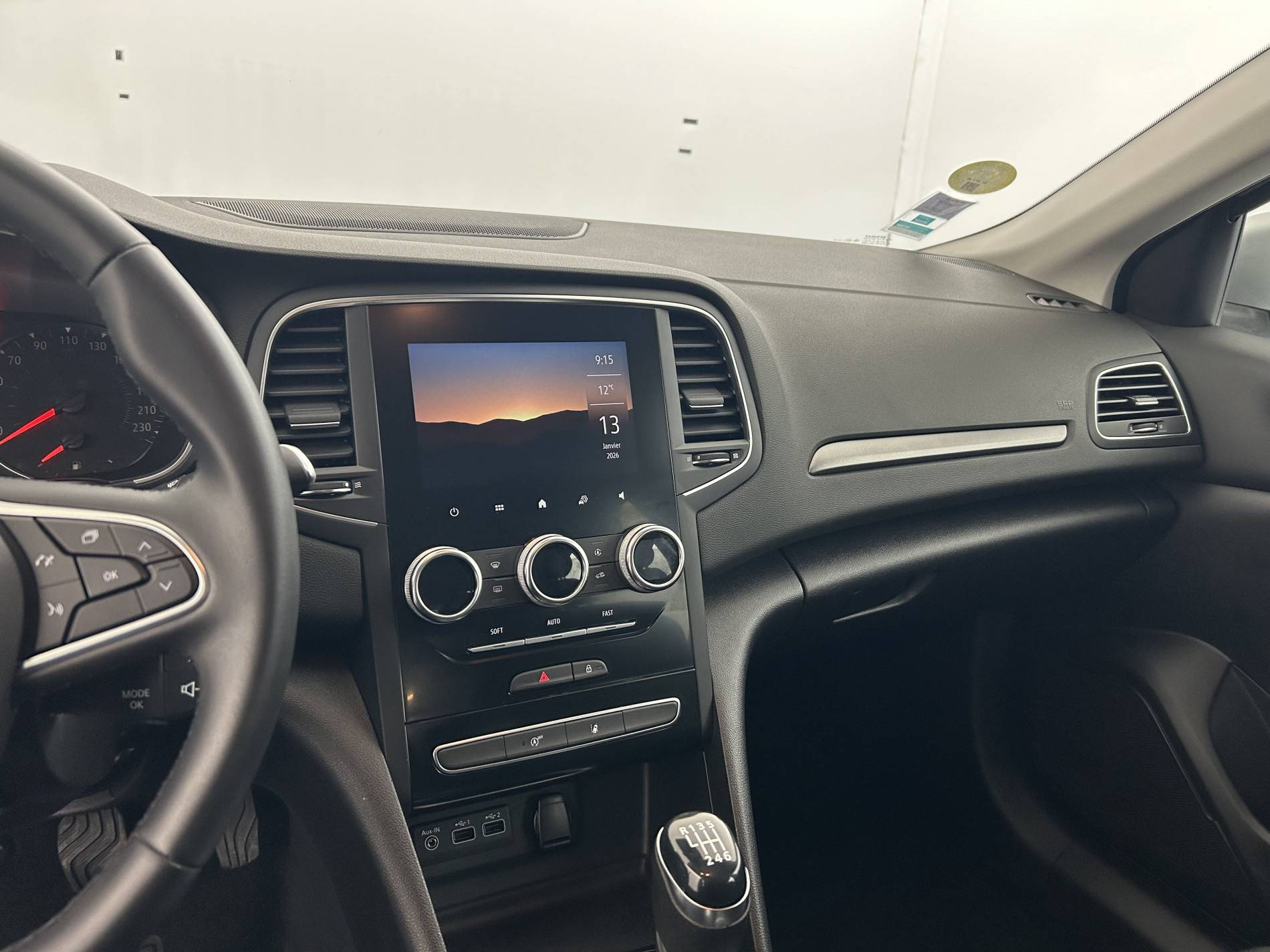 Vente en ligne Renault Megane 4 Mégane IV Berline Blue dCi 115 - 21B au prix de 16 990 €