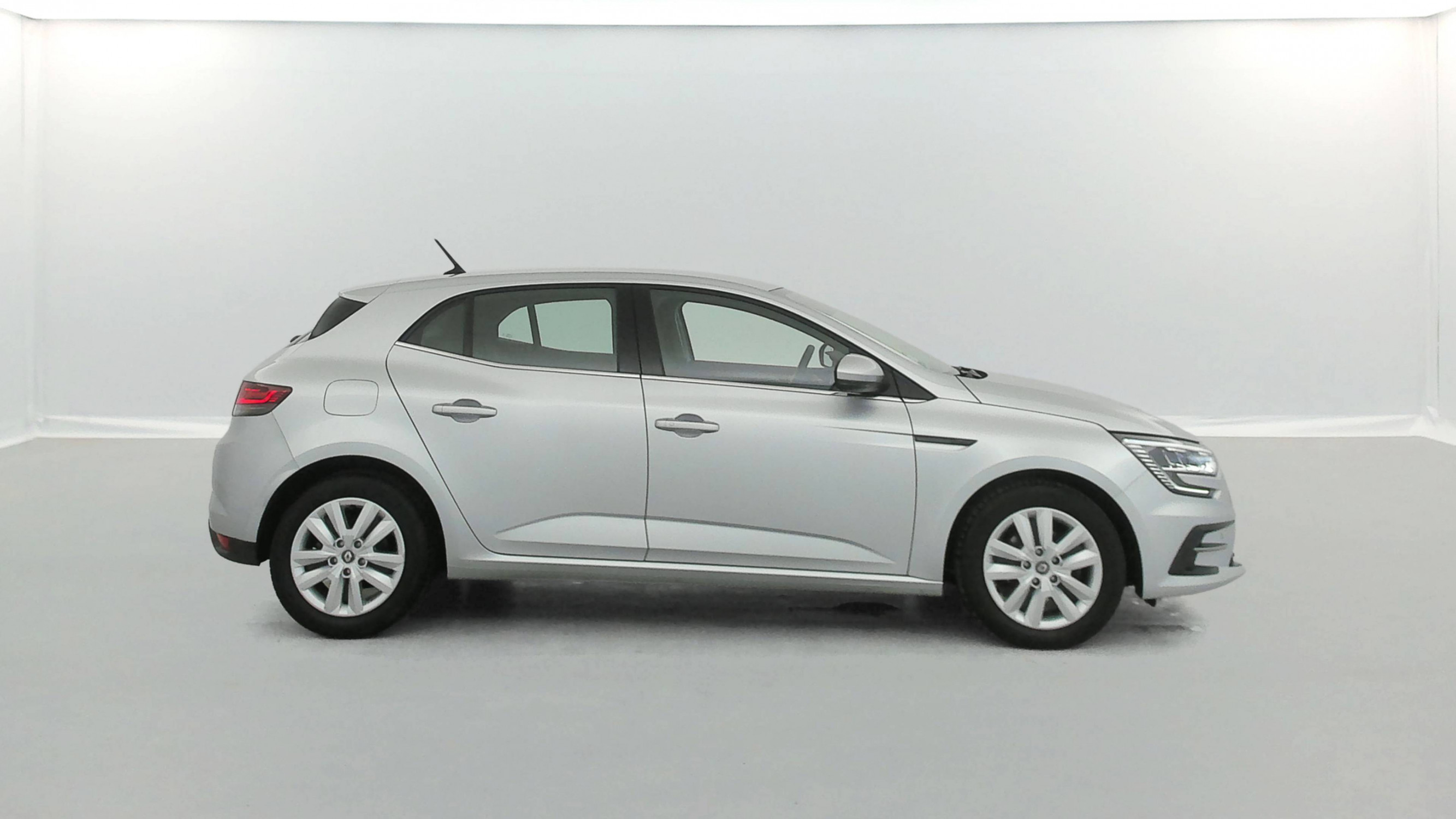 Vente en ligne Renault Megane 4 Mégane IV Berline Blue dCi 115 - 21B au prix de 16 990 €