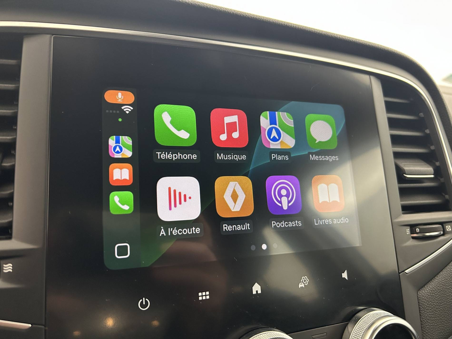 Vente en ligne Renault Megane 4 Mégane IV Berline Blue dCi 115 - 21B au prix de 16 990 €