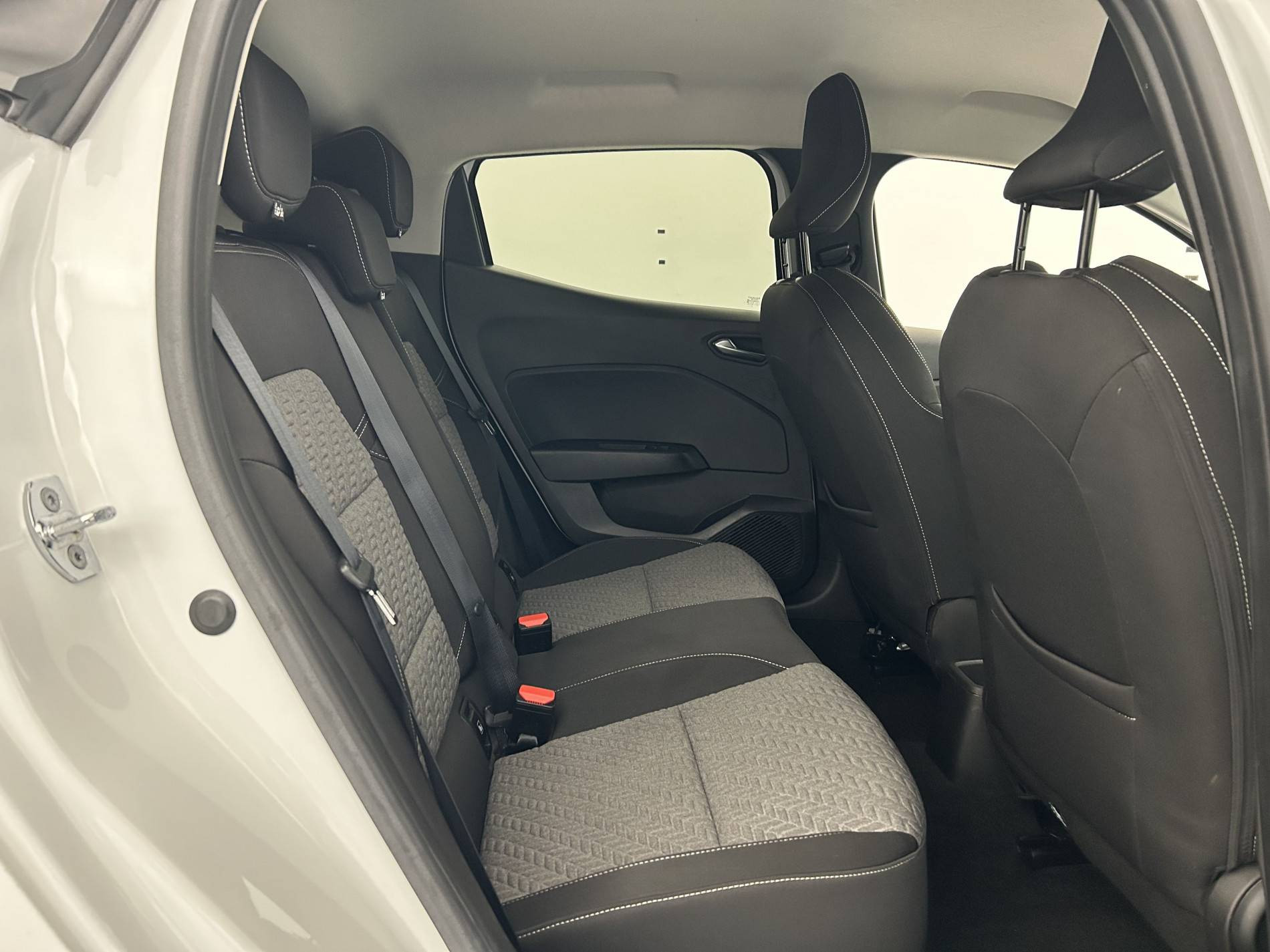 Vente en ligne Renault Clio 5 Clio TCe 90 au prix de 13 990 €