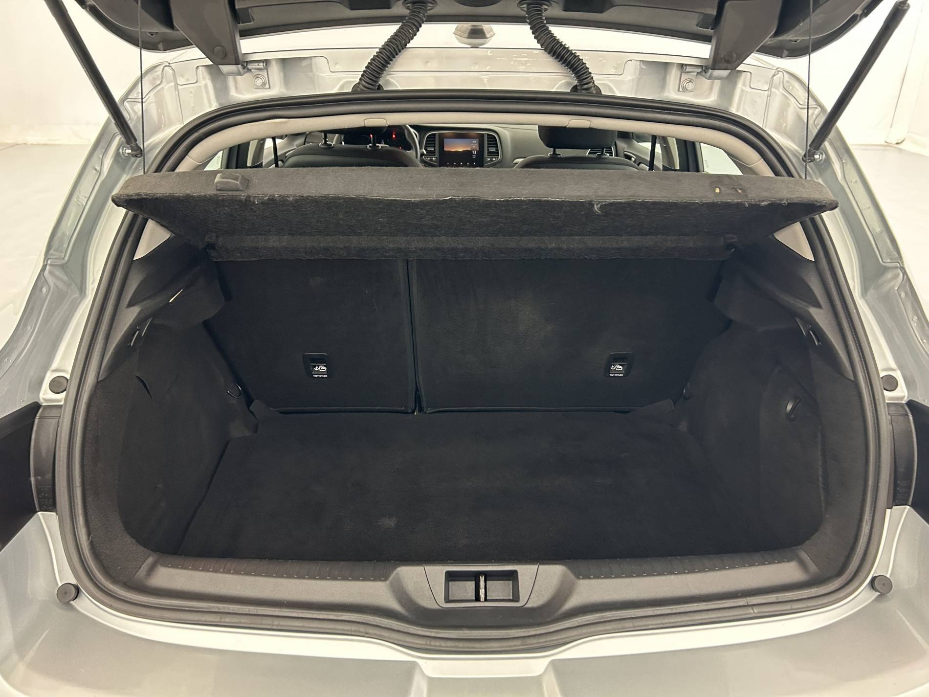 Vente en ligne Renault Megane 4 Mégane IV Berline Blue dCi 115 - 21B au prix de 16 990 €