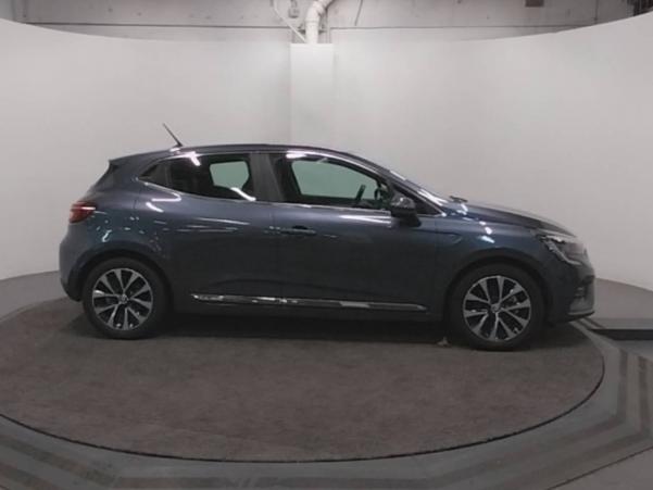 Vente en ligne Renault Clio 5 Clio E-Tech 140 - 21N au prix de 16 990 €