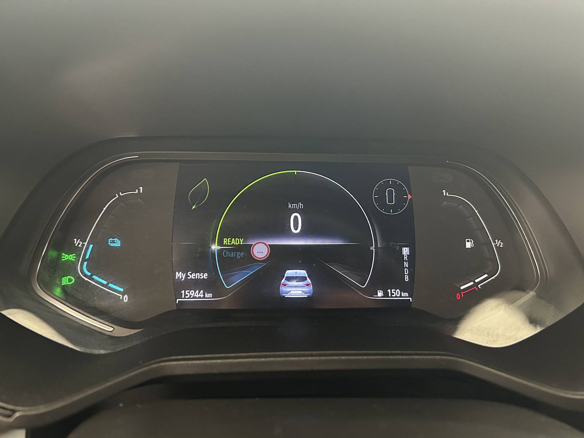 Vente en ligne Renault Clio 5 Clio E-Tech 140 - 21N au prix de 18 590 €