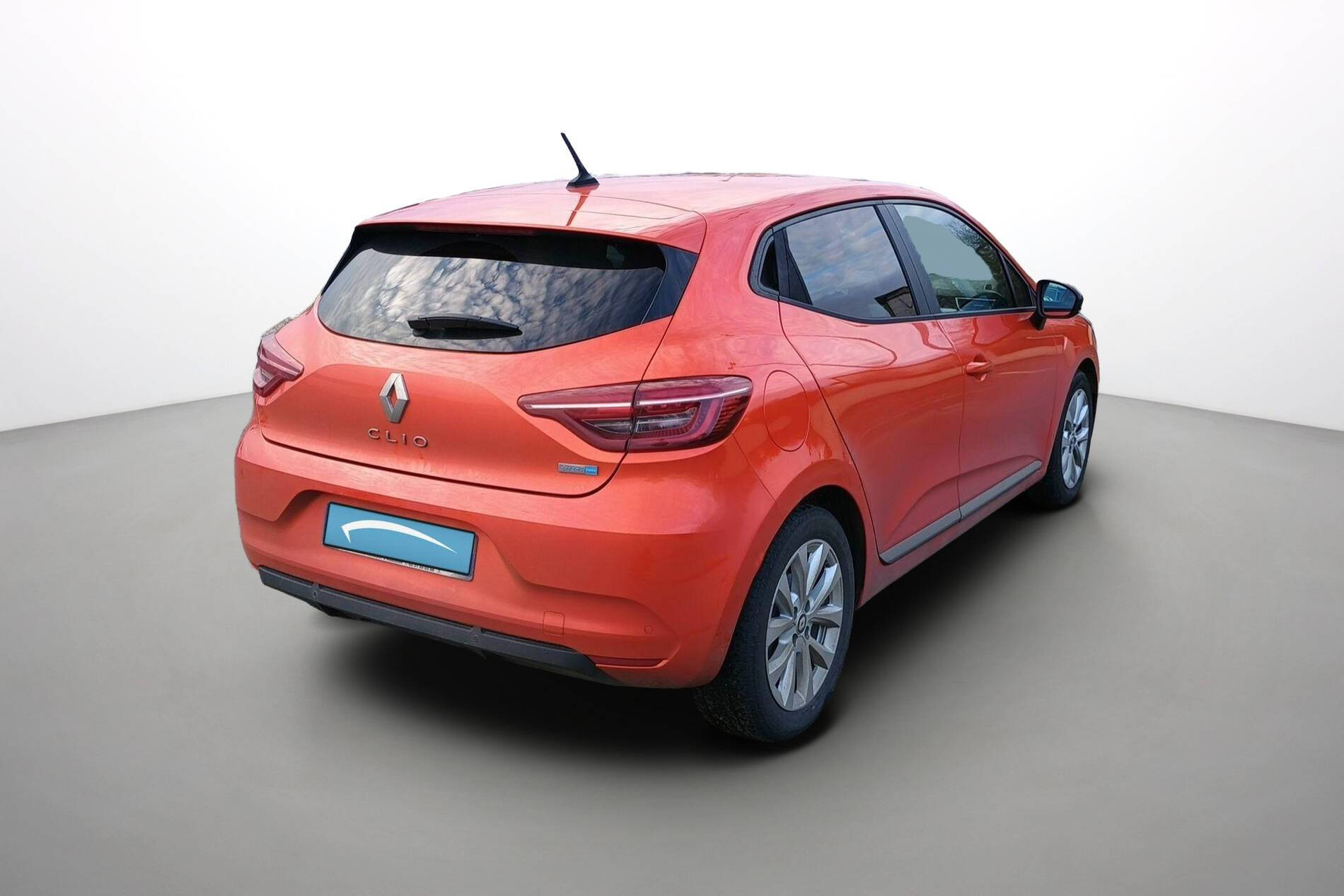 Vente en ligne Renault Clio 5 Clio E-Tech full hybrid 145 au prix de 18 990 €