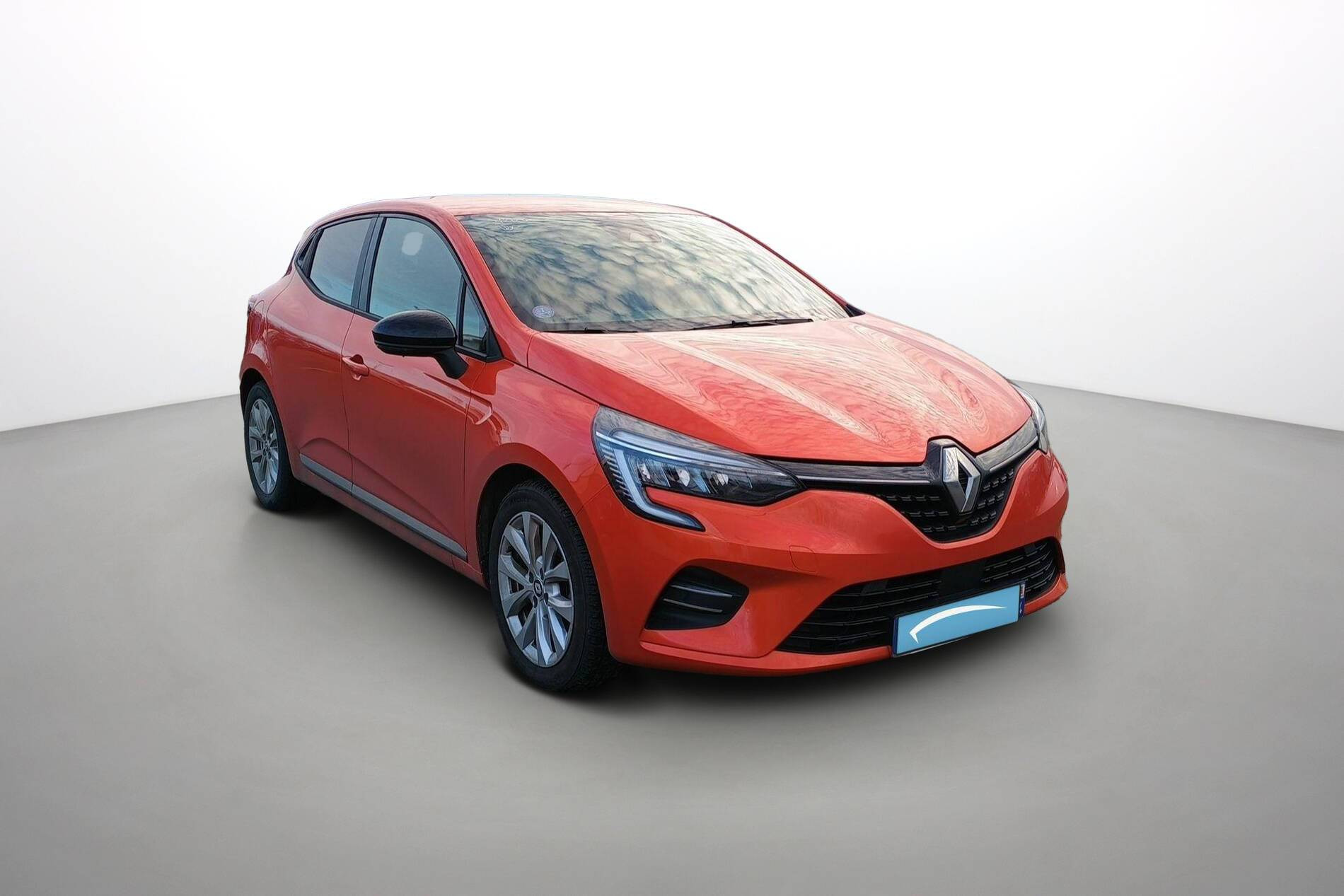 Vente en ligne Renault Clio 5 Clio E-Tech full hybrid 145 au prix de 18 990 €