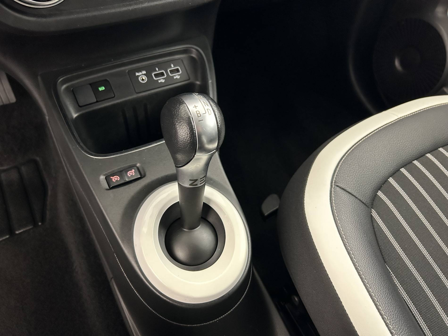 Vente en ligne Renault Twingo Electrique Twingo III Achat Intégral - 21 au prix de 10 590 €