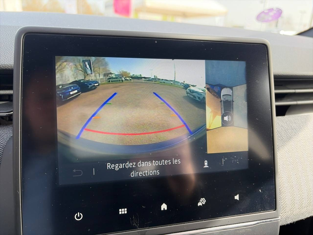 Vente en ligne Renault Clio 5 Clio E-Tech full hybrid 145 au prix de 21 590 €