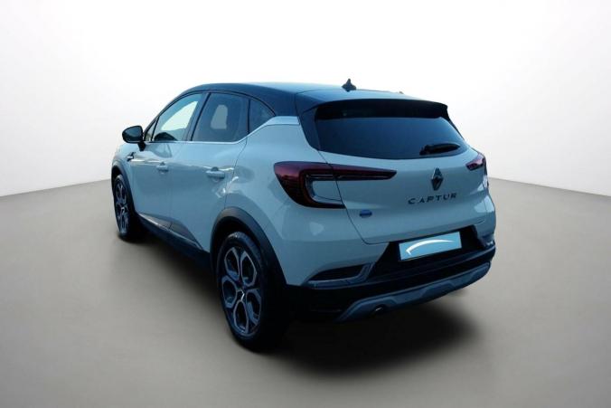 Vente en ligne Renault Captur  Blue dCi 115 EDC au prix de 18 990 €