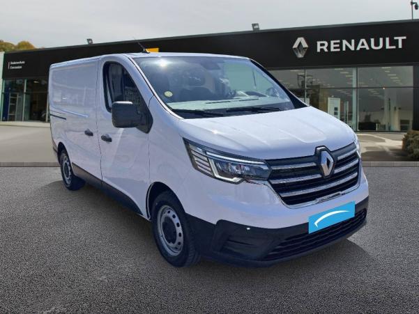Vente en ligne Renault Trafic 3 Fourgon TRAFIC FGN L1H1 2800 KG BLUE DCI 130 au prix de 24 990 €