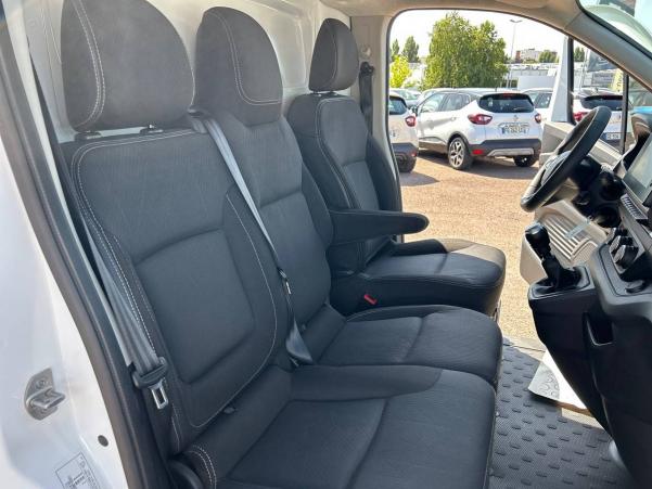 Vente en ligne Renault Trafic 3 Fourgon TRAFIC FGN L1H1 2800 KG BLUE DCI 130 au prix de 24 990 €