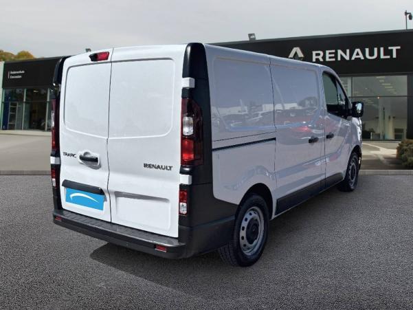 Vente en ligne Renault Trafic 3 Fourgon TRAFIC FGN L1H1 2800 KG BLUE DCI 130 au prix de 24 990 €