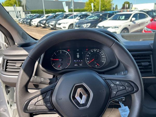 Vente en ligne Renault Trafic 3 Fourgon TRAFIC FGN L1H1 2800 KG BLUE DCI 130 au prix de 24 990 €