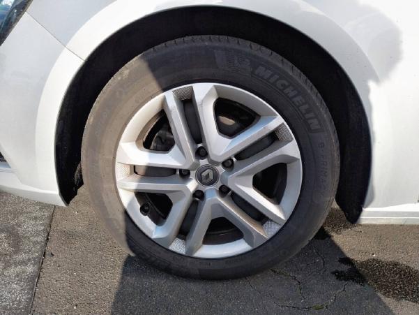Vente en ligne Renault Megane 4 Mégane IV Berline Blue dCi 115 EDC au prix de 15 490 €