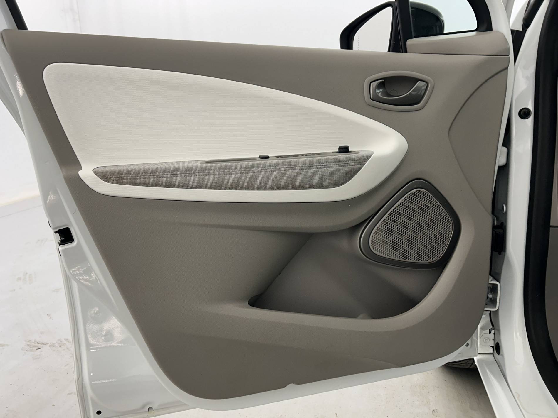 Vente en ligne Renault Zoé Zoe au prix de 7 490 €