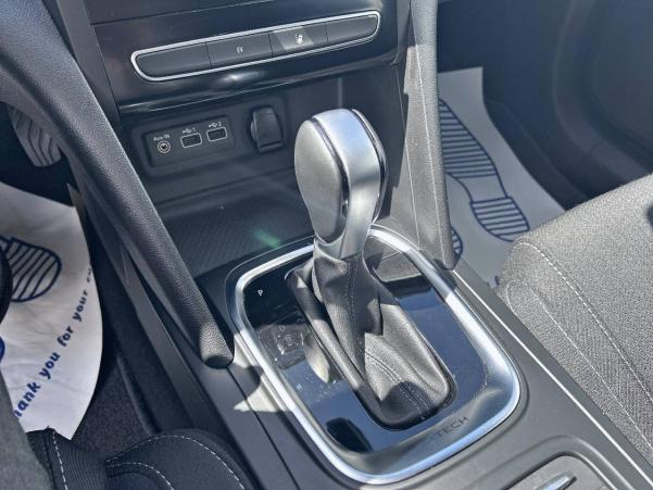 Vente en ligne Renault Megane 4 Mégane IV Berline E-TECH Plug-In Hybride 160 au prix de 16 990 €