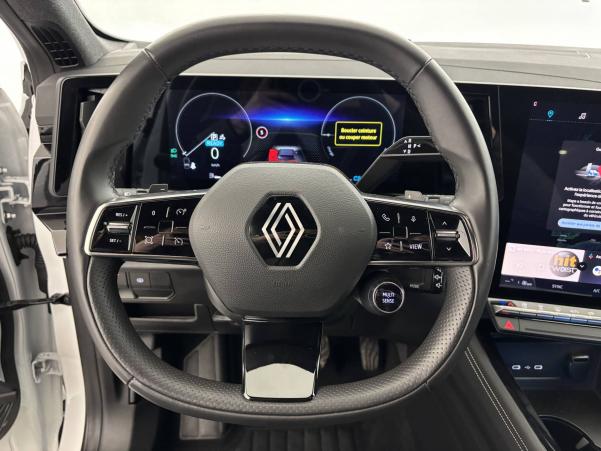 Vente en ligne Renault Austral  E-Tech hybrid 200 au prix de 33 990 €
