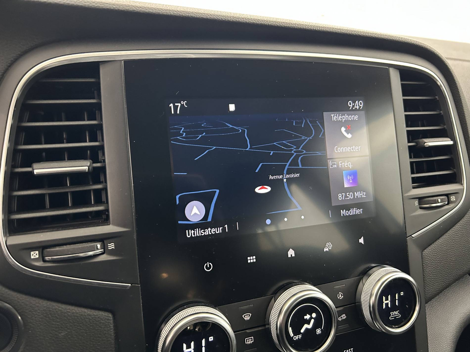 Vente en ligne Renault Megane 4  Blue dCi 115 EDC au prix de 13 590 €