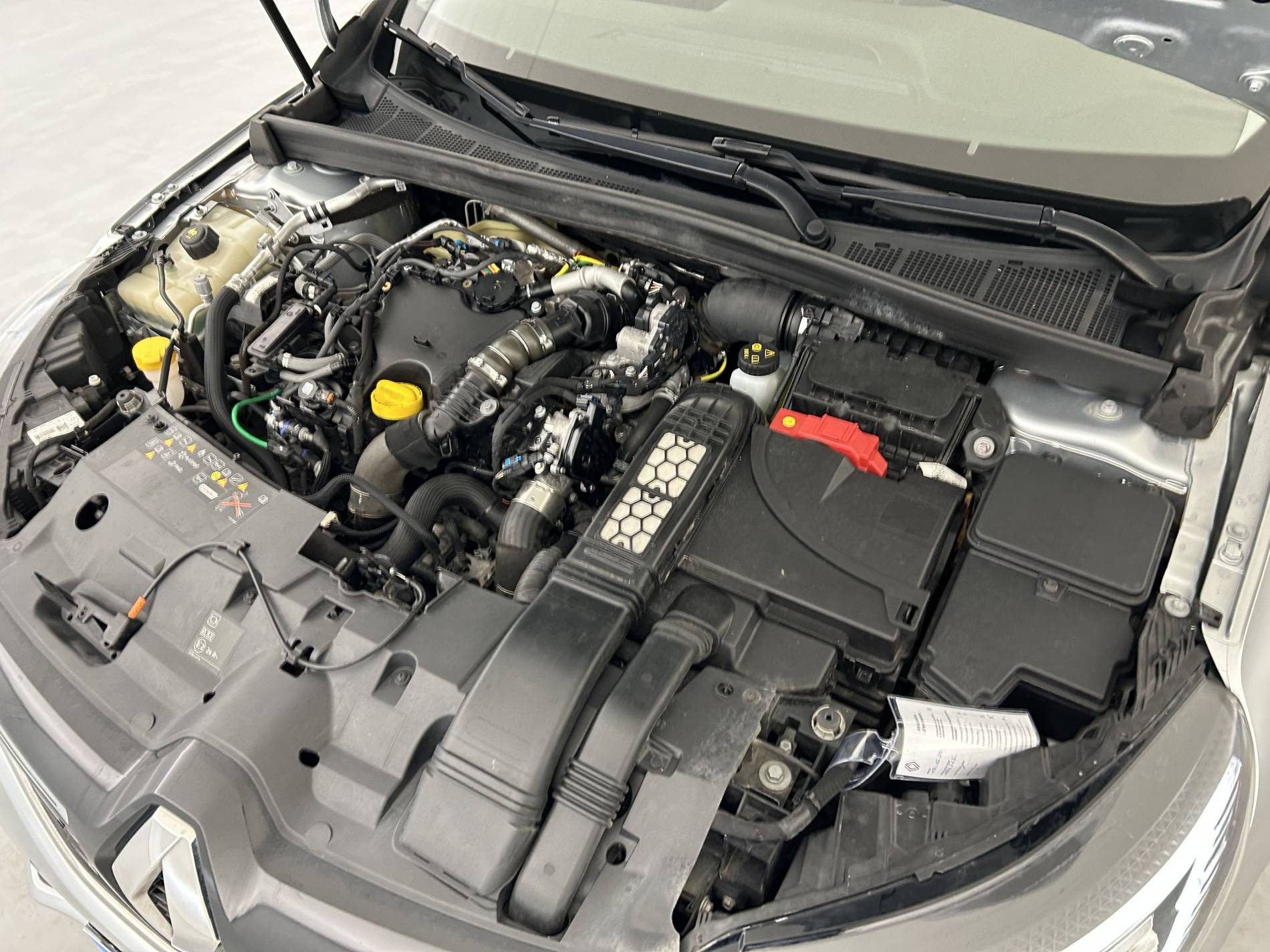 Vente en ligne Renault Megane 4  Blue dCi 115 EDC au prix de 13 590 €