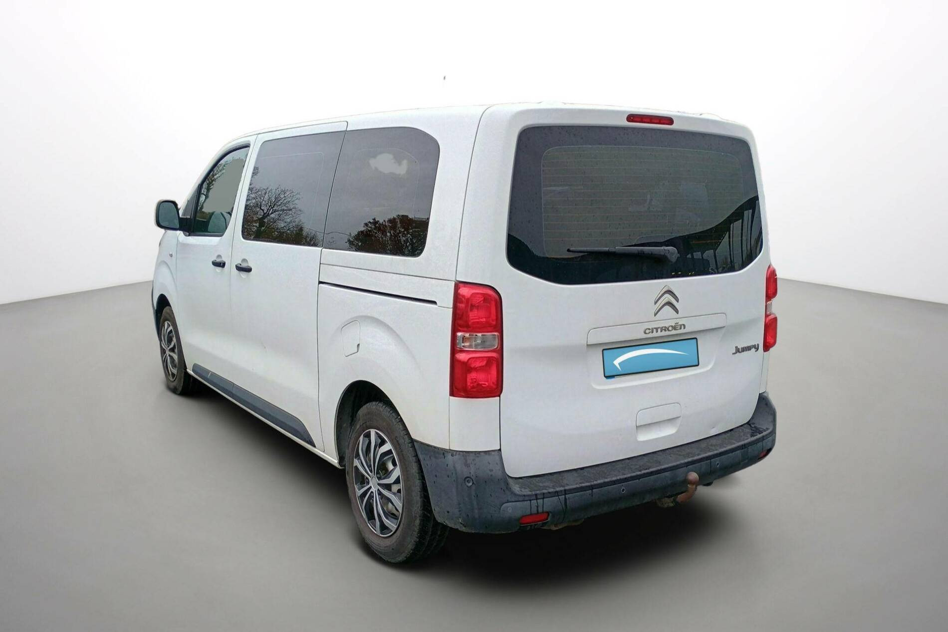 Vente en ligne Citroën Jumpy Combi Jumpy M BlueHDi 95 BVM5 au prix de 18 590 €