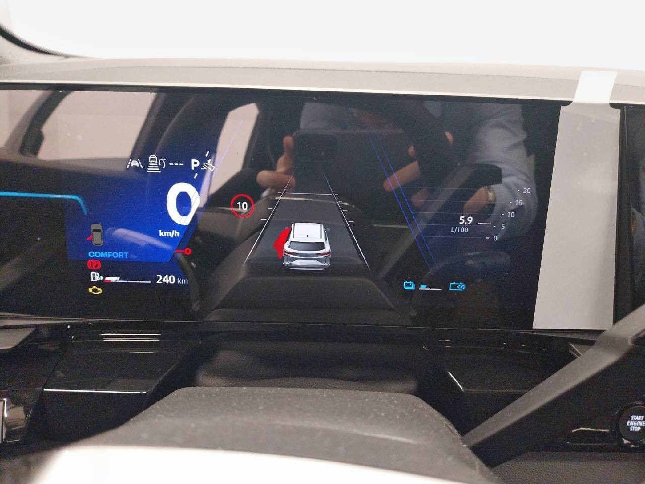 Vente en ligne Renault Espace Espace full hybrid E-Tech 200 ch 7pl au prix de 45 900 €