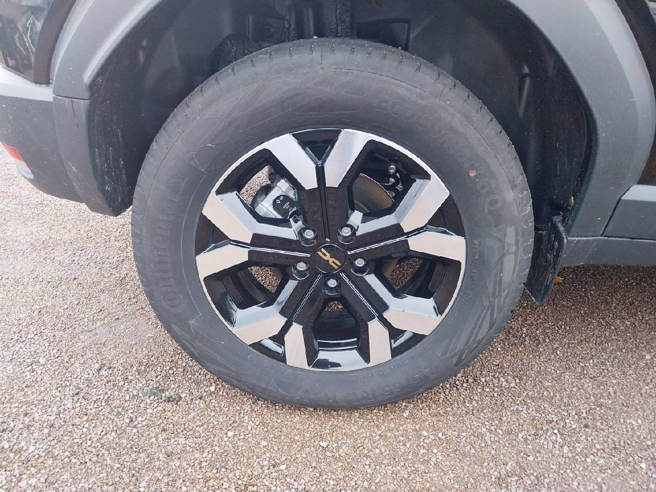 Vente en ligne Dacia Duster  Hybrid 140 au prix de 28 490 €