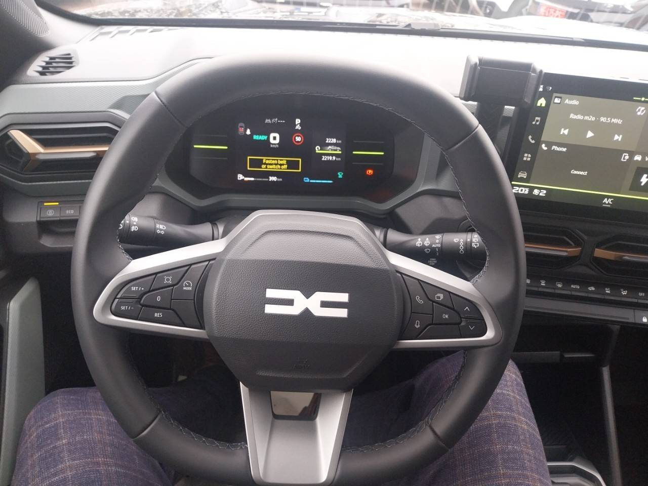 Vente en ligne Dacia Duster  Hybrid 140 au prix de 28 490 €