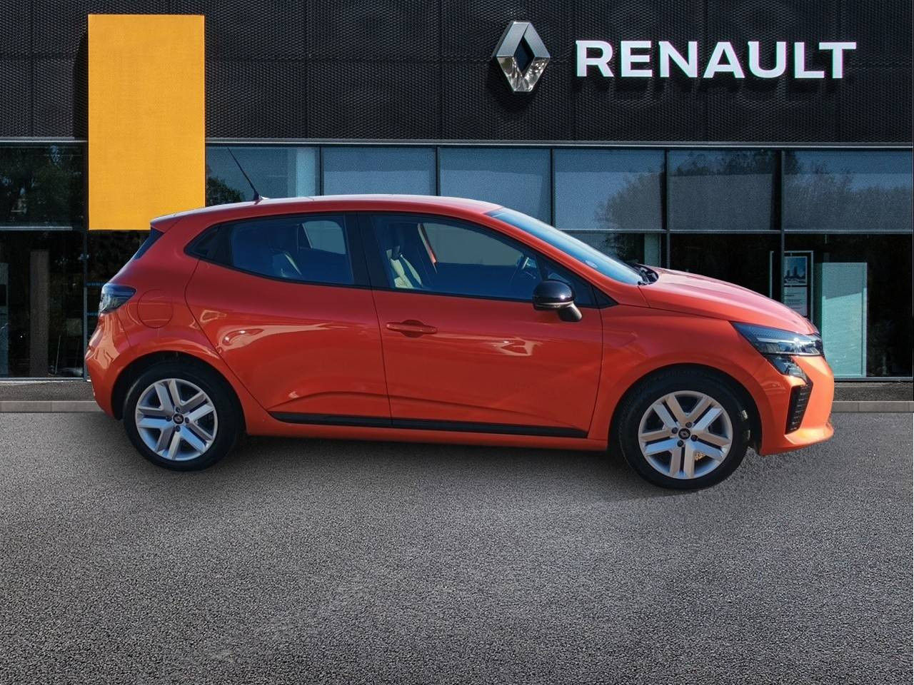 Vente en ligne Renault Clio 5 Clio TCe 90 ch GSR2 au prix de 15 990 €