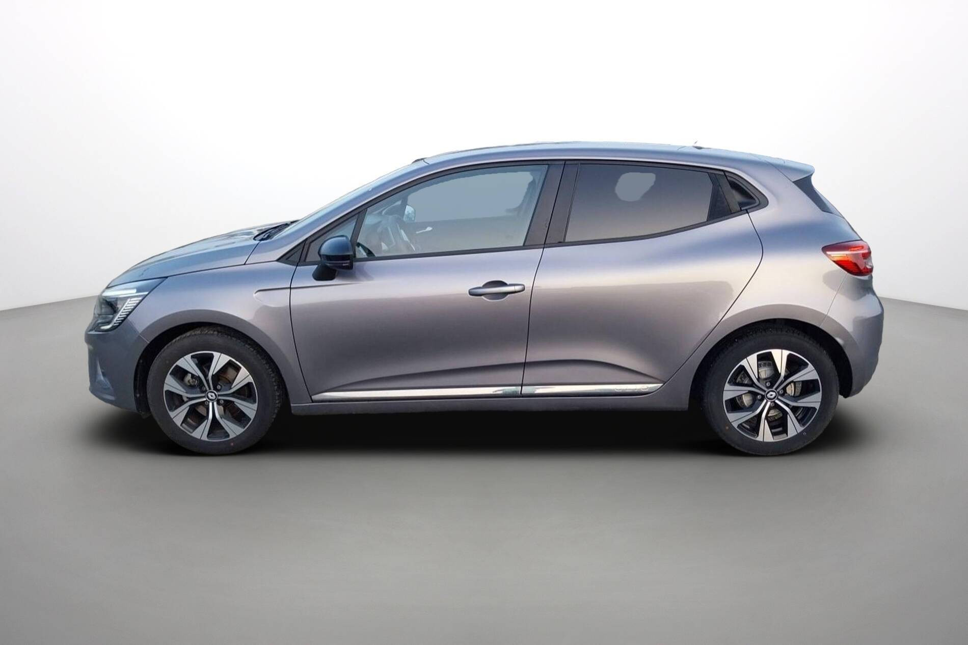 Vente en ligne Renault Clio 5 Clio Blue dCi 100 au prix de 16 990 €