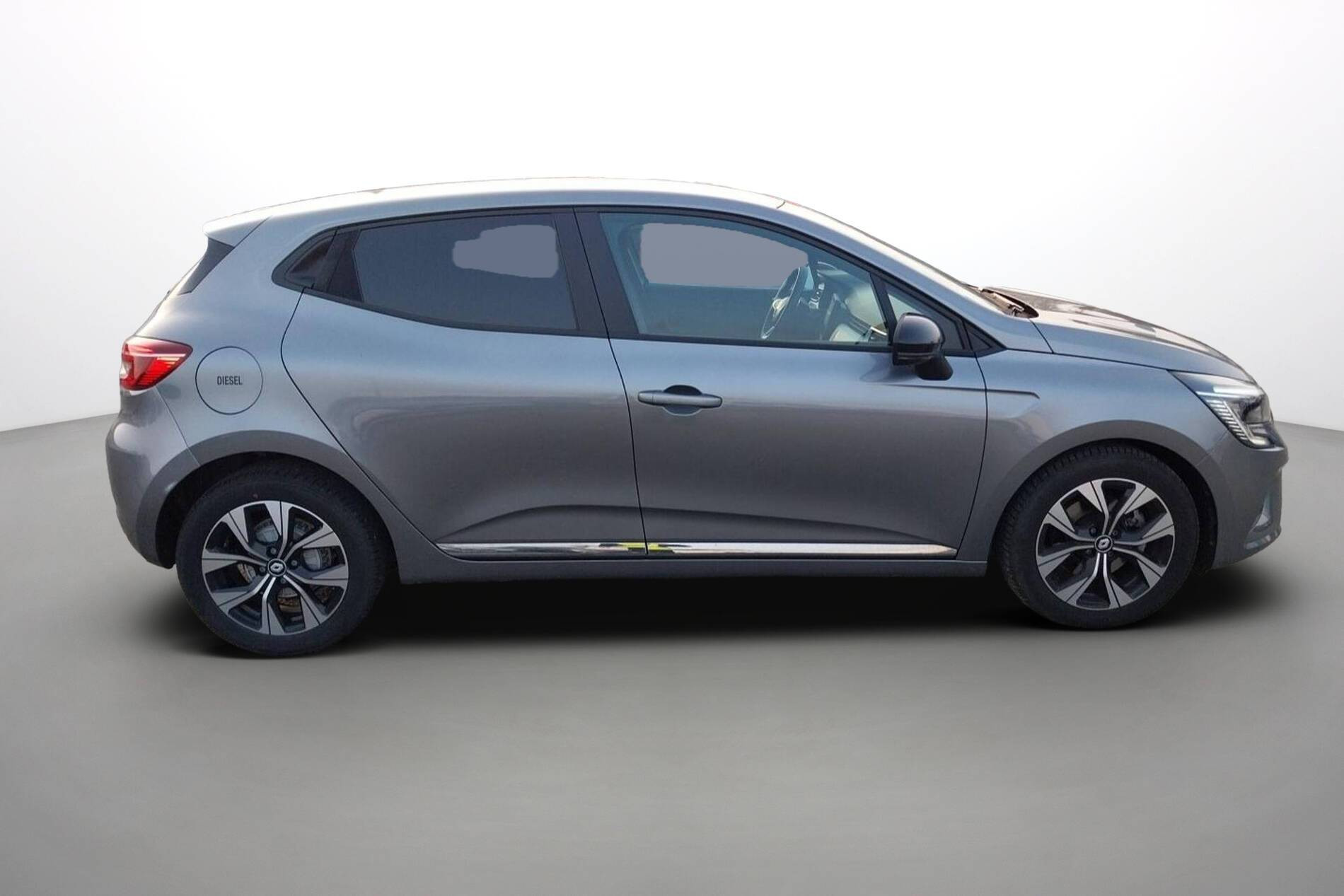 Vente en ligne Renault Clio 5 Clio Blue dCi 100 au prix de 16 990 €