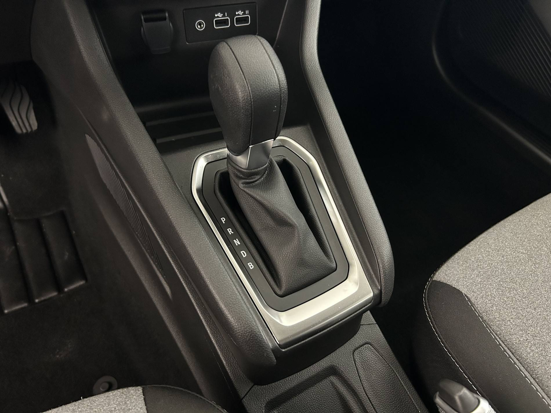 Vente en ligne Renault Clio 5 Clio E-Tech full hybrid 145 ch GSR2 au prix de 20 990 €