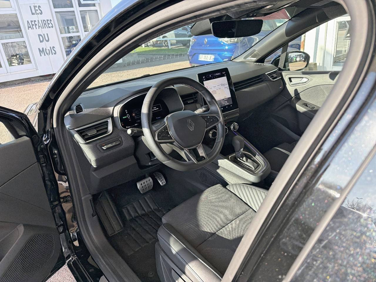 Vente en ligne Renault Clio 5 Clio E-Tech full hybrid 145 ch GSR2 au prix de 23 590 €