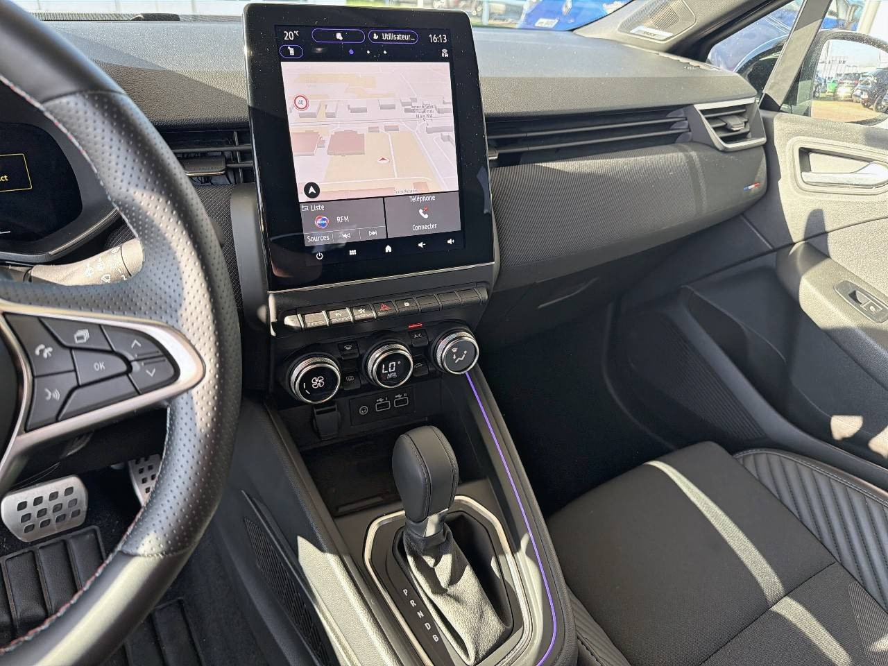 Vente en ligne Renault Clio 5 Clio E-Tech full hybrid 145 ch GSR2 au prix de 23 590 €