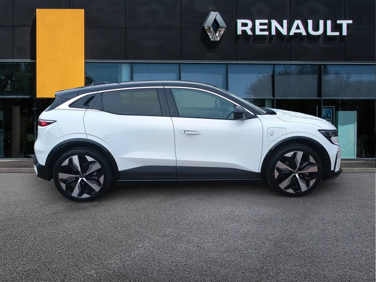 Vente en ligne Renault Megane E-Tech  EV60 220 ch super charge au prix de 23 990 €