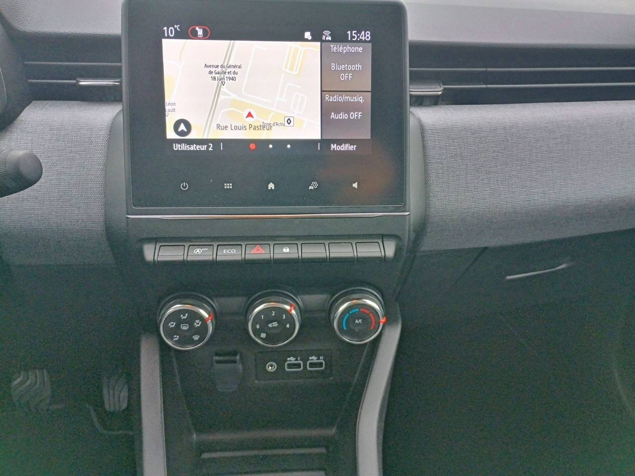 Vente en ligne Renault Clio 5 Clio TCe 90 au prix de 15 990 €