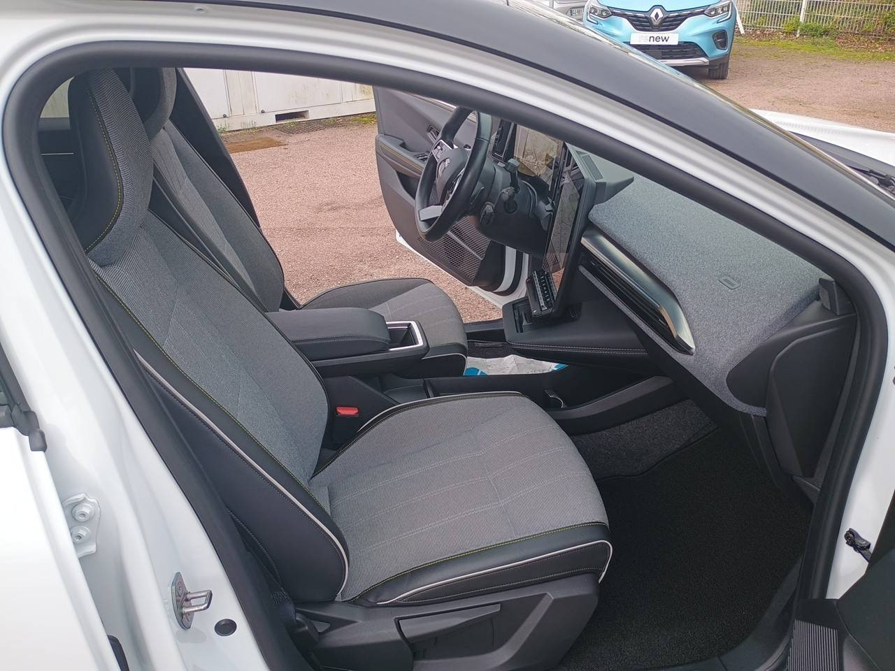 Vente en ligne Renault Megane E-Tech  EV60 220 ch super charge au prix de 23 990 €