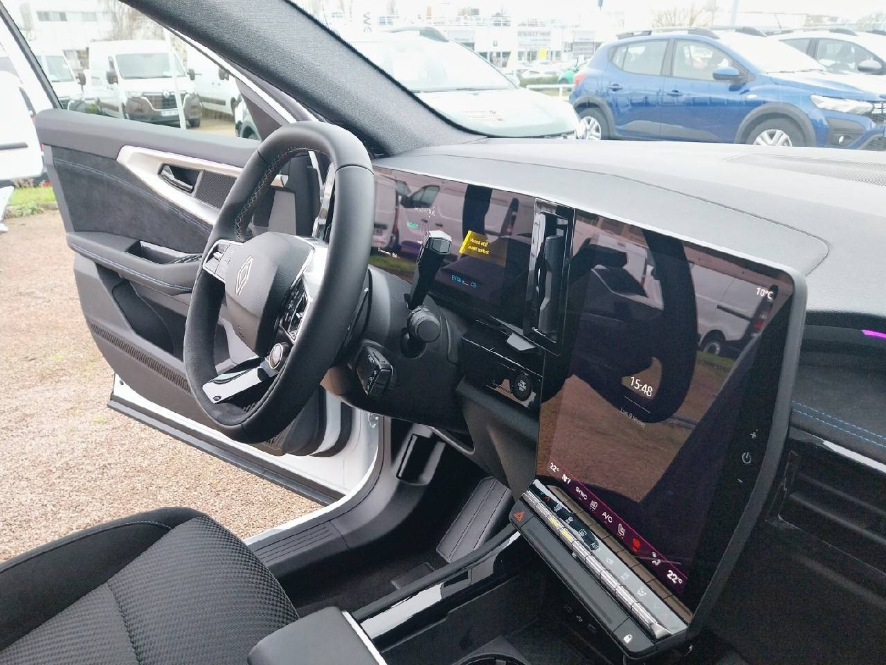 Vente en ligne Renault Austral  E-Tech full hybrid 200 GSR2 au prix de 34 990 €